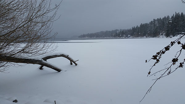 Hayden Lake is Frozen - Chris-R.net